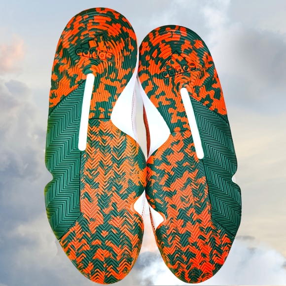 NWT Adidas USF Miami Hurricanes Basketball Pro Bounce 2019 Low Tops Size 12 Mens - Picture 10 of 16